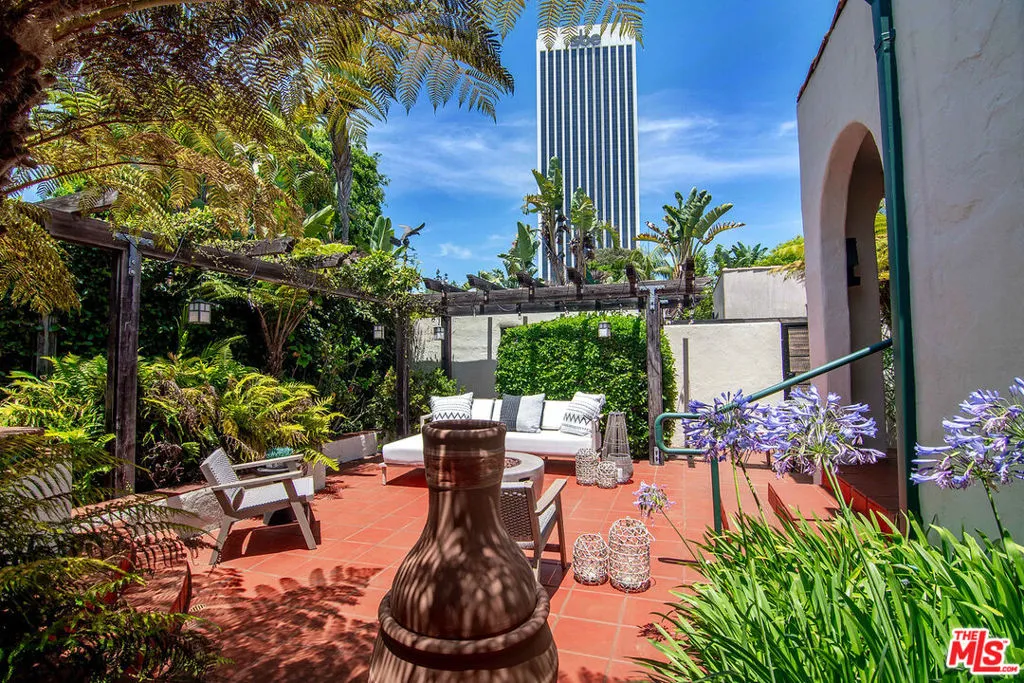 815 S Spaulding Avenue, Los Angeles, California 90036 home-pic-18